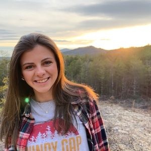 Meet your Posher, Liza